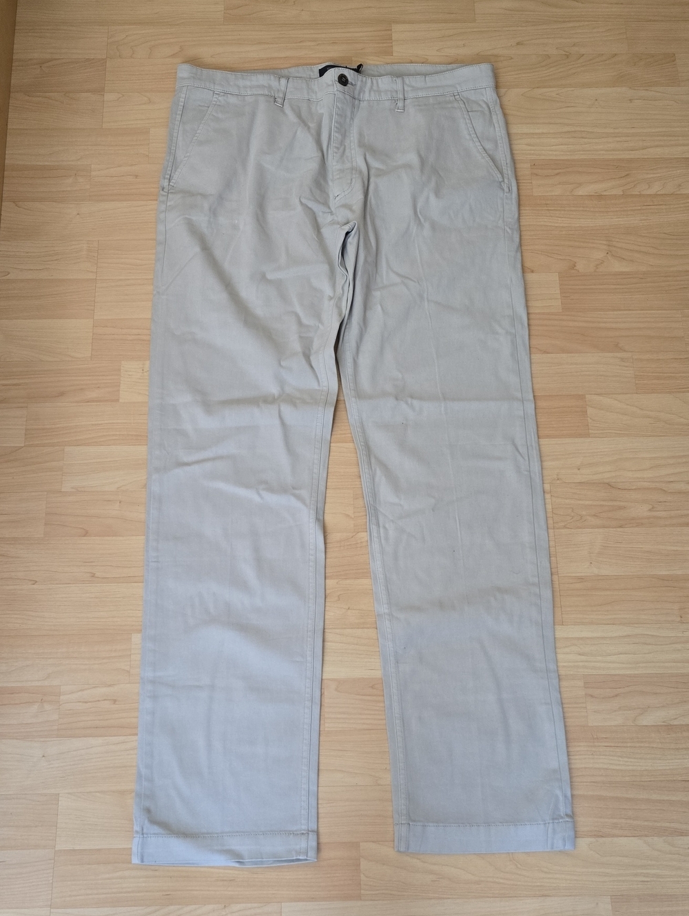 NWT Michael Stars Men's Twill Chino Pants - Light Ash Gray Size 36